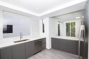 700 NE 14th Ave, Fort Lauderdale, FL 33304 - Photo 23