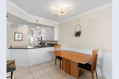 18260 N Bay Road #304, Sunny Isles Beach, FL 33160 - Photo 11