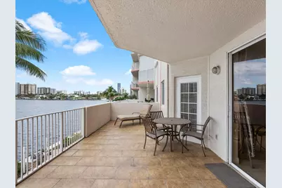 18260 N Bay Road #304, Sunny Isles Beach, FL 33160 - Photo 17