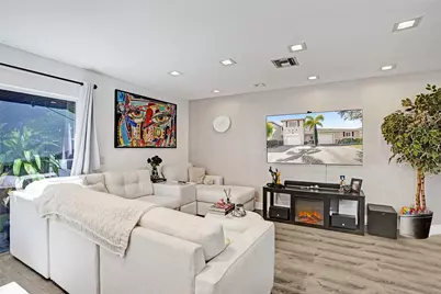 786 NW 42nd Place, Deerfield Beach, FL 33064 - Photo 17