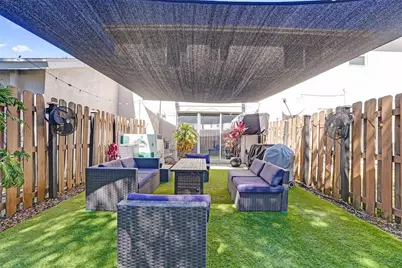 786 NW 42nd Place, Deerfield Beach, FL 33064 - Photo 23