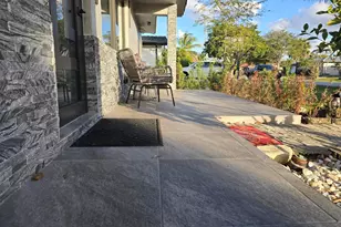 7811 NW 40th Ct, Coral Springs, FL 33065 - Photo 7