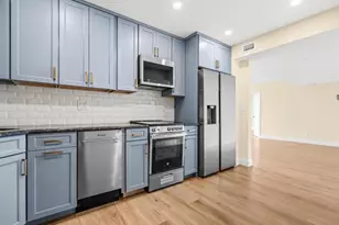 2400 Presidential Way, West Palm Beach, FL 33401 - Photo 7