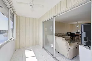 8040 N Sunrise Lakes Dr, Fort Lauderdale, FL 33322 - Photo 15