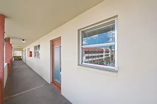 8040 N Sunrise Lakes Dr, Fort Lauderdale, FL 33322 - Photo 19