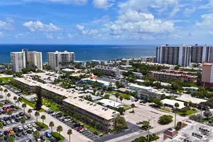 3200 NE 7th Ct, Pompano Beach, FL 33062 - Photo 1