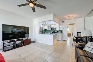 3200 NE 7th Ct, Pompano Beach, FL 33062 - Photo 7