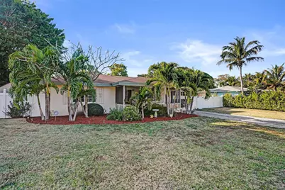820 SE 4th Avenue, Delray Beach, FL 33483 - Photo 1