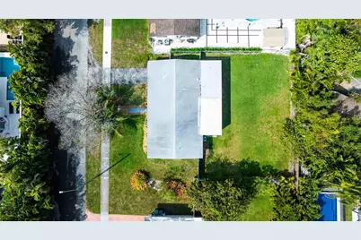 2515 NE 207th Street, Miami, FL 33180 - Photo 1