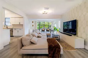 2515 NE 207th St, Miami, FL 33180 - Photo 9