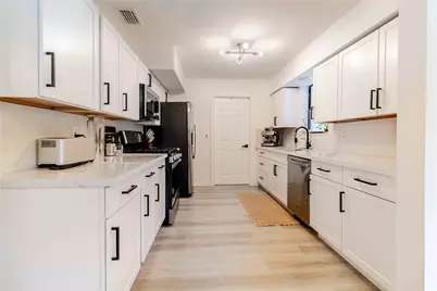 2515 NE 207th Street, Miami, FL 33180 - Photo 15