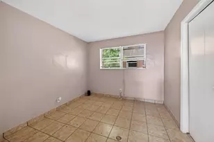 1230 NW 29th Way, Fort Lauderdale, FL 33311 - Photo 11