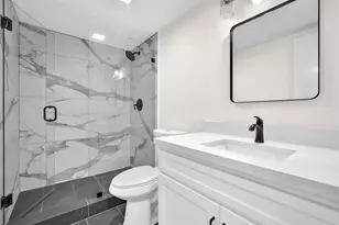 3900 N Hills Dr, Hollywood, FL 33021 - Photo 11