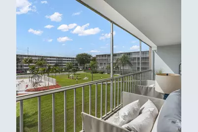 4700 Washington Street #301, Hollywood, FL 33021 - Photo 11