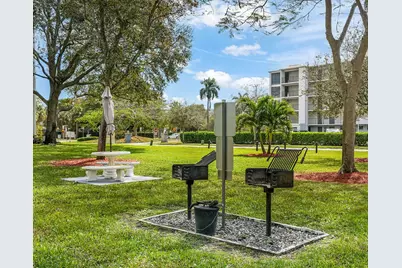 4700 Washington Street #301, Hollywood, FL 33021 - Photo 25