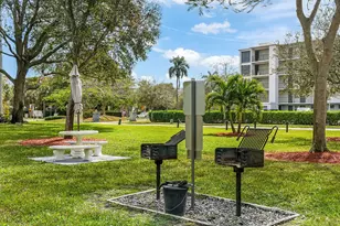 4700 Washington St, Hollywood, FL 33021 - Photo 25