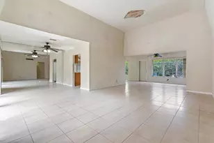 4705 Bayberry Ln, Tamarac, FL 33319 - Photo 3