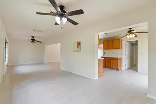 4705 Bayberry Ln, Tamarac, FL 33319 - Photo 5