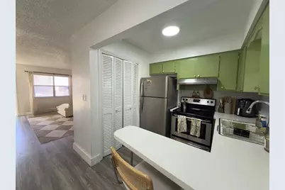 2200 Taylor Street #104, Hollywood, FL 33020 - Photo 5