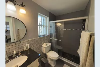 2200 Taylor Street #104, Hollywood, FL 33020 - Photo 9