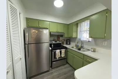 2200 Taylor Street #104, Hollywood, FL 33020 - Photo 7