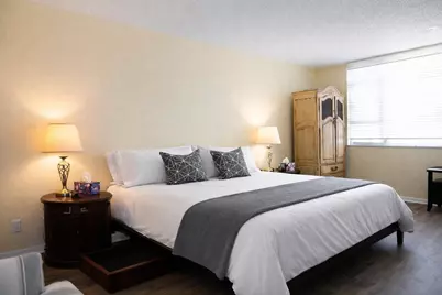 4330 Hillcrest Drive #420, Hollywood, FL 33021 - Photo 15