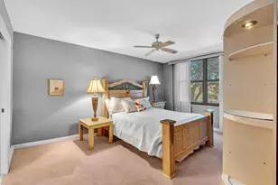 10643 W Clairmont Cir, Tamarac, FL 33321 - Photo 21