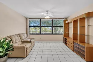 10643 W Clairmont Cir, Tamarac, FL 33321 - Photo 19