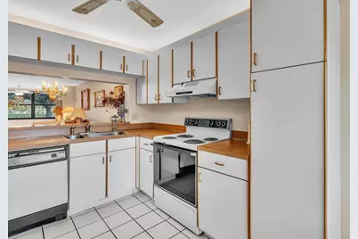 10643 W Clairmont Circle #202, Tamarac, FL 33321 - Photo 5