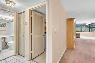 10643 W Clairmont Cir, Tamarac, FL 33321 - Photo 31