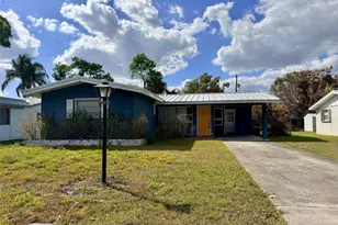 1735 32nd Ave, Vero Beach, FL 32960 - Photo 1