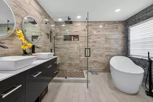 1005 Cedar Falls Dr, Weston, FL 33327 - Photo 17