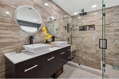 1005 Cedar Falls Drive, Weston, FL 33327 - Photo 15