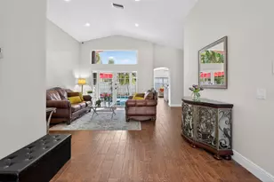 1005 Cedar Falls Dr, Weston, FL 33327 - Photo 5