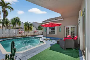 1005 Cedar Falls Dr, Weston, FL 33327 - Photo 3