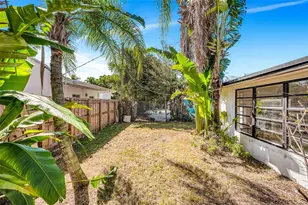 1760 NE 13th St, Fort Lauderdale, FL 33304 - Photo 29