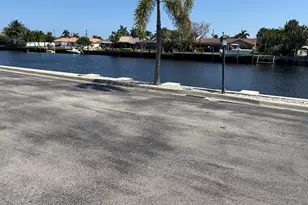 140 Cypress Club Dr, Pompano Beach, FL 33060 - Photo 37