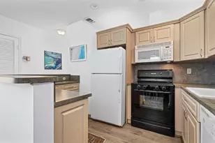 140 Cypress Club Dr, Pompano Beach, FL 33060 - Photo 13