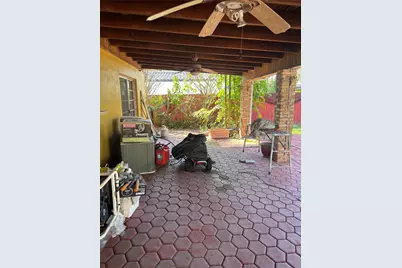 9261 SW 68th Street, Miami, FL 33173 - Photo 23