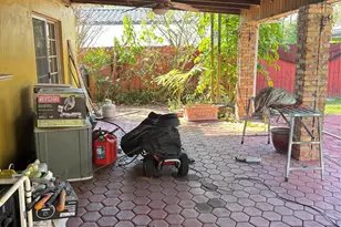 9261 SW 68th St, Miami, FL 33173 - Photo 23