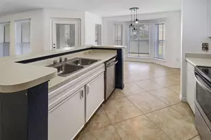777 Riverside Dr, Coral Springs, FL 33071 - Photo 5