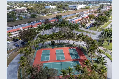 8081 N Sunrise Lakes Drive #203, Sunrise, FL 33322 - Photo 17