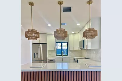 4721 Bayview Drive, Fort Lauderdale, FL 33308 - Photo 7