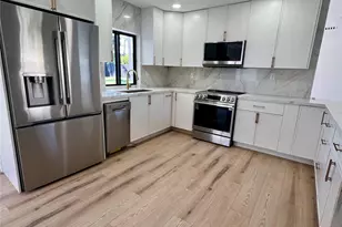 4721 Bayview Dr, Fort Lauderdale, FL 33308 - Photo 9