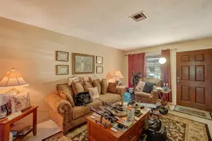 154 NW 67th St, Miami, FL 33150 - Photo 7