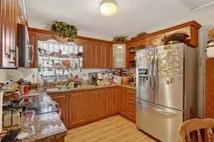 154 NW 67th St, Miami, FL 33150 - Photo 9