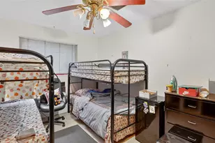 154 NW 67th St, Miami, FL 33150 - Photo 15