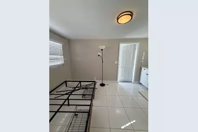 299 SE 12th Avenue, Deerfield Beach, FL 33441 - Photo 9