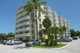 1831 NE 38th St, Fort Lauderdale, FL 33308 - Photo 1