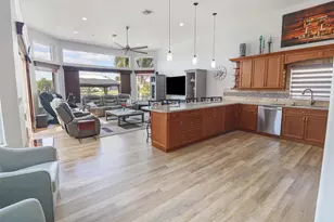 10727 NW 51st St, Coral Springs, FL 33076 - Photo 11